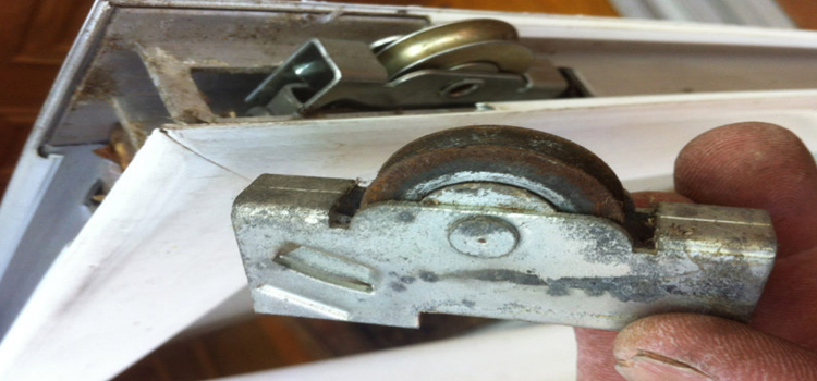 screen door roller repair in Fallbrook